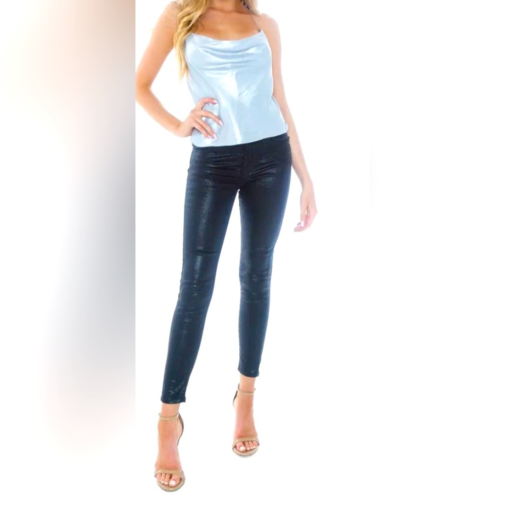 NWOT Levi’s Mile High Waist Snake Print Skinny Jean